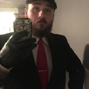 Meet your Posher, Christopher